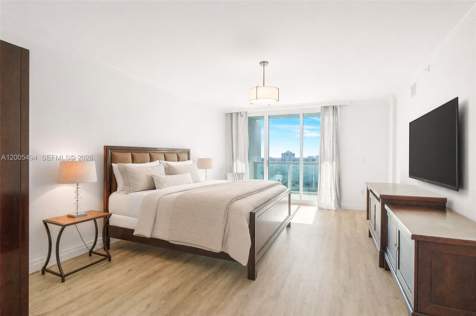 THE PENINSULA CONDO - Residential