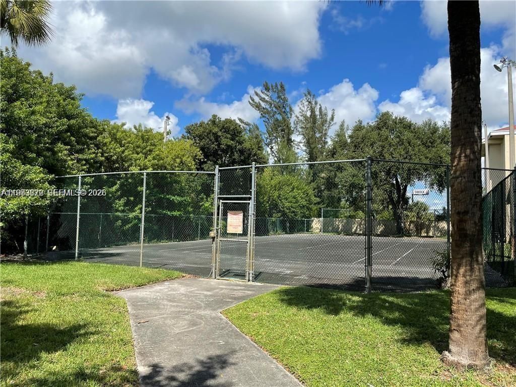 Photo of 2445 SW 18th Ter #124, Fort Lauderdale, FL 33315 (MLS # A11983822)