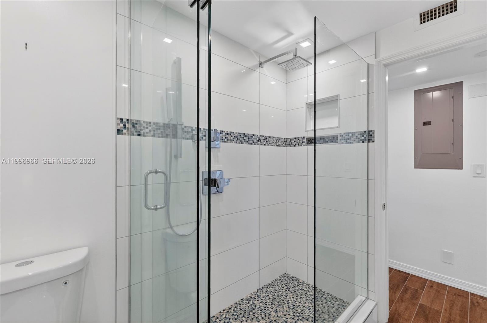 WINDSOR CONDO - Residential