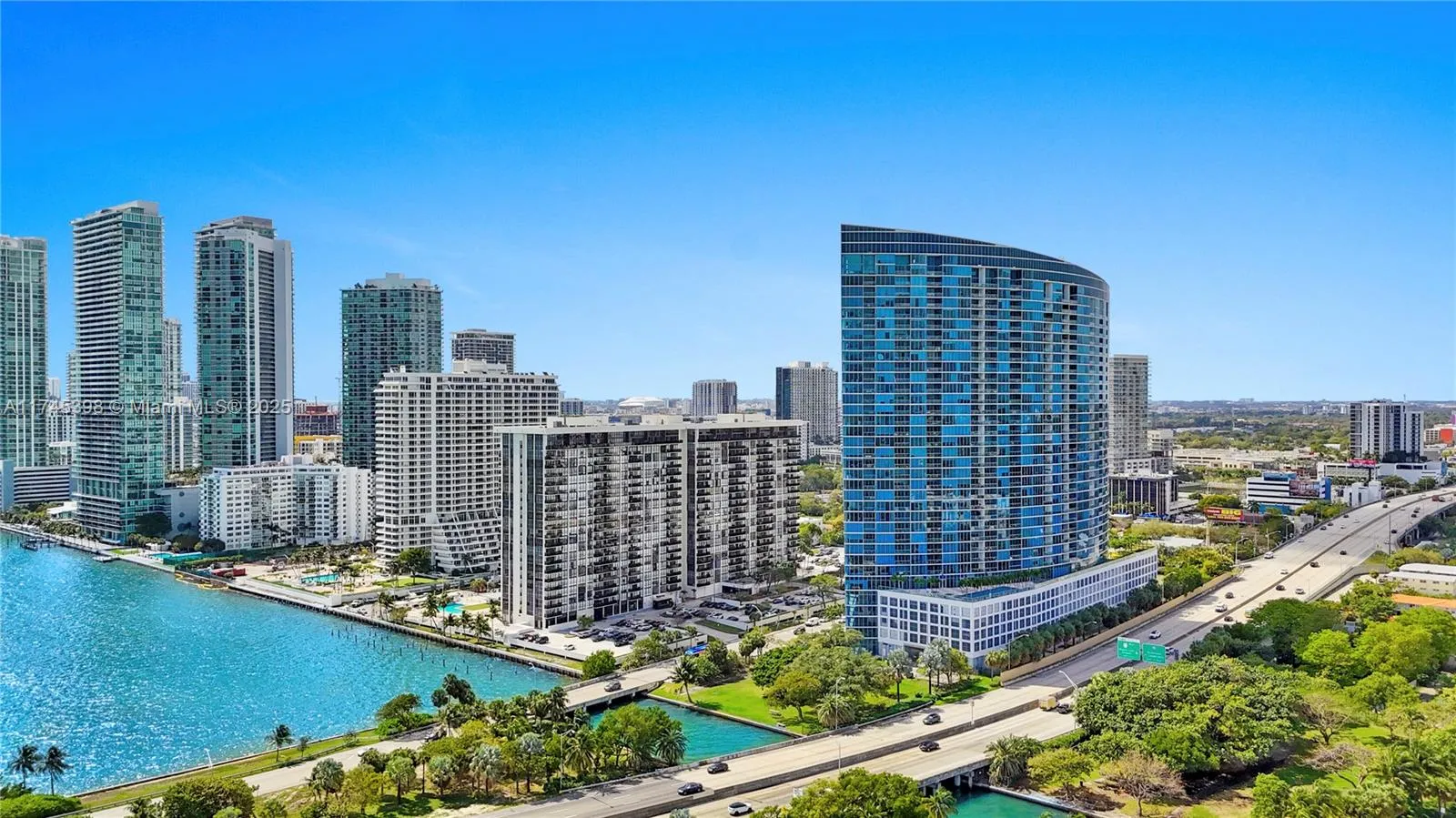 Miami, Florida 33137, United States, 1 Bedroom Bedrooms, ,2 BathroomsBathrooms,Residential,Active,1619