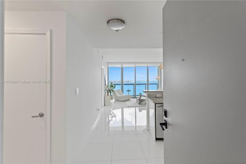 601 NE 36th St 3011 Miami FL 33137