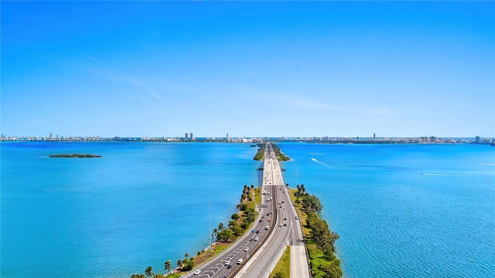 Miami, Florida 33137, United States, 1 Bedroom Bedrooms, ,2 BathroomsBathrooms,Residential,Active,1619