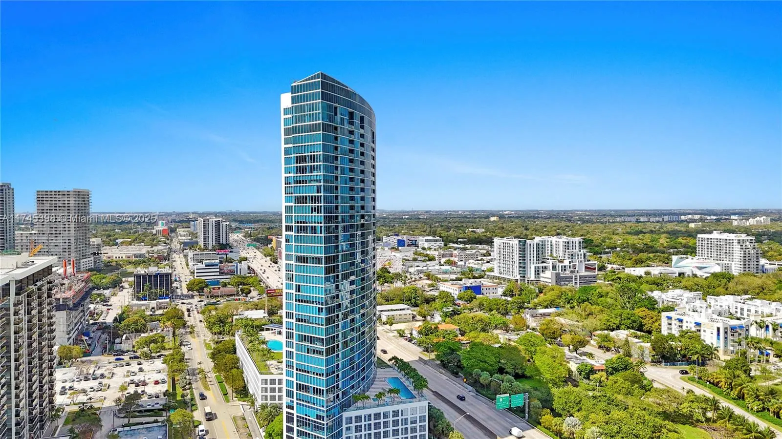 Miami, Florida 33137, United States, 1 Bedroom Bedrooms, ,2 BathroomsBathrooms,Residential,Active,1619