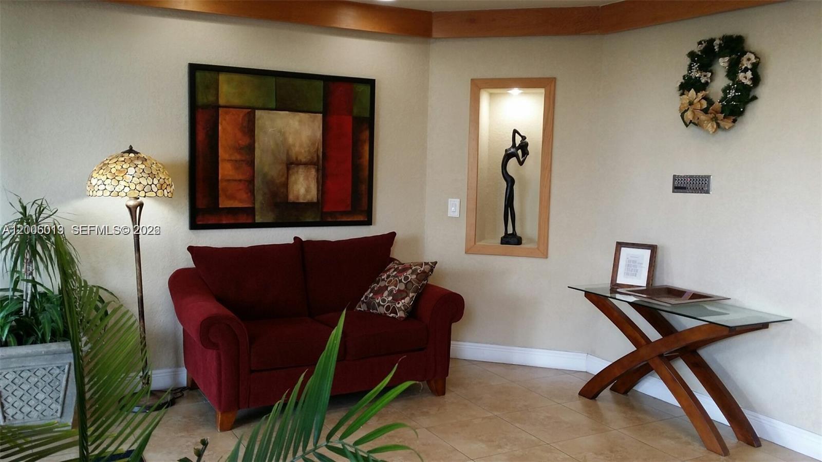 LAKE VIEW OF CALIF CLUB C - Residential