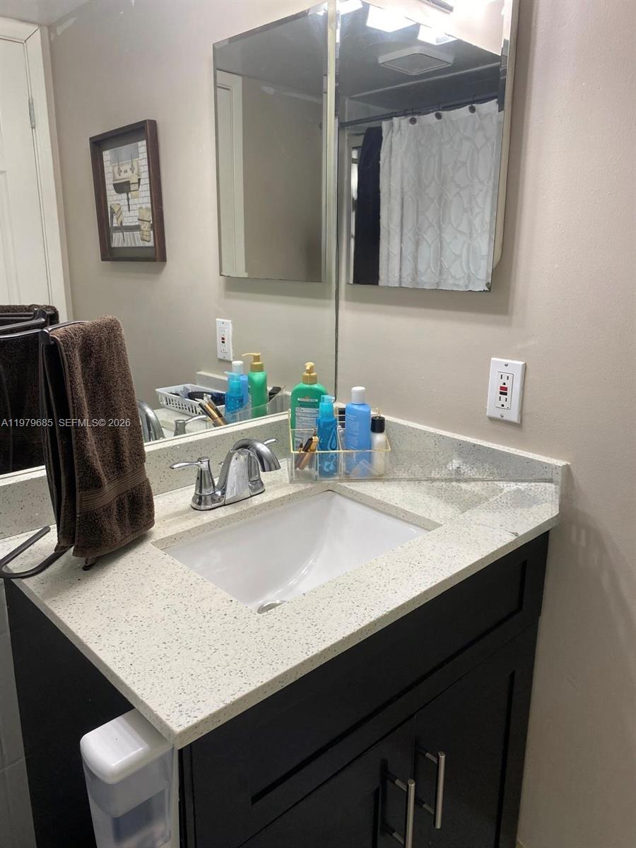 CUTLER CREEK VILLAGE COND - Residential