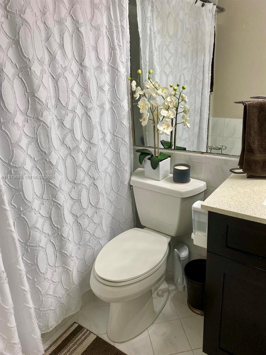 CUTLER CREEK VILLAGE COND - Residential