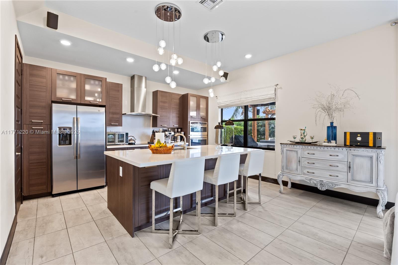 DUNNWOODY LAKE - Residential