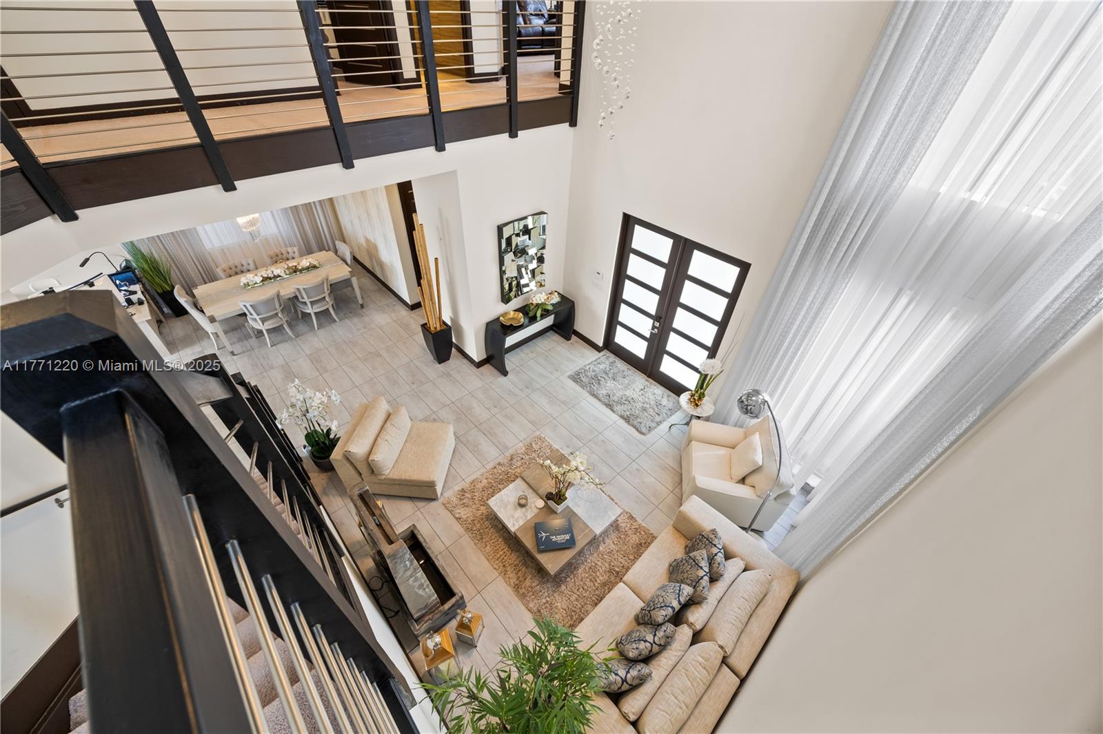 DUNNWOODY LAKE - Residential