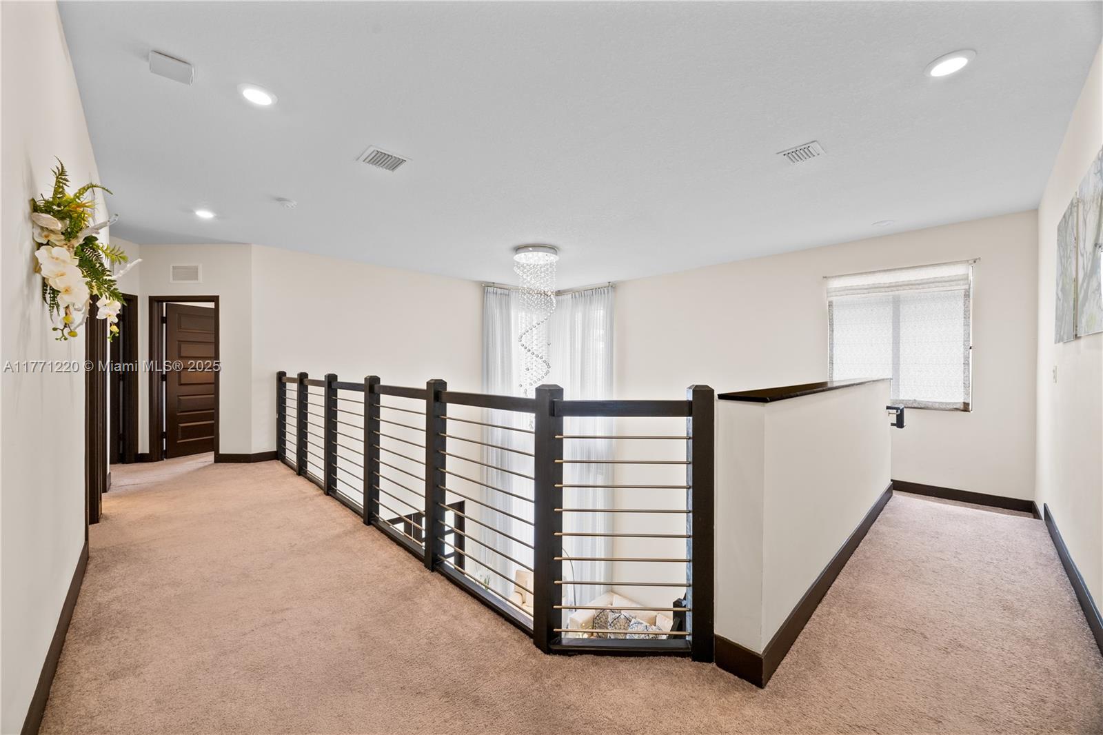 DUNNWOODY LAKE - Residential