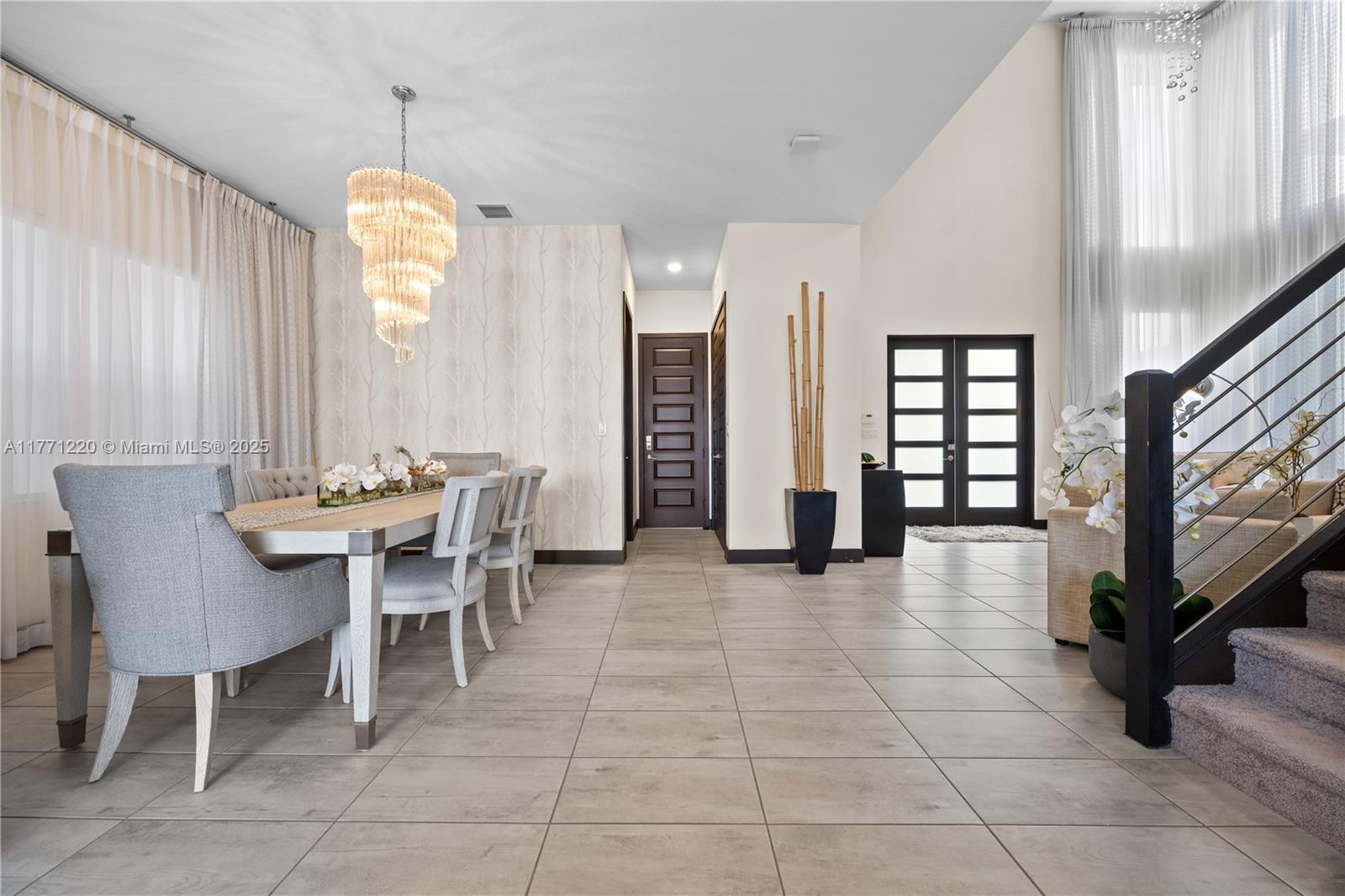 DUNNWOODY LAKE - Residential