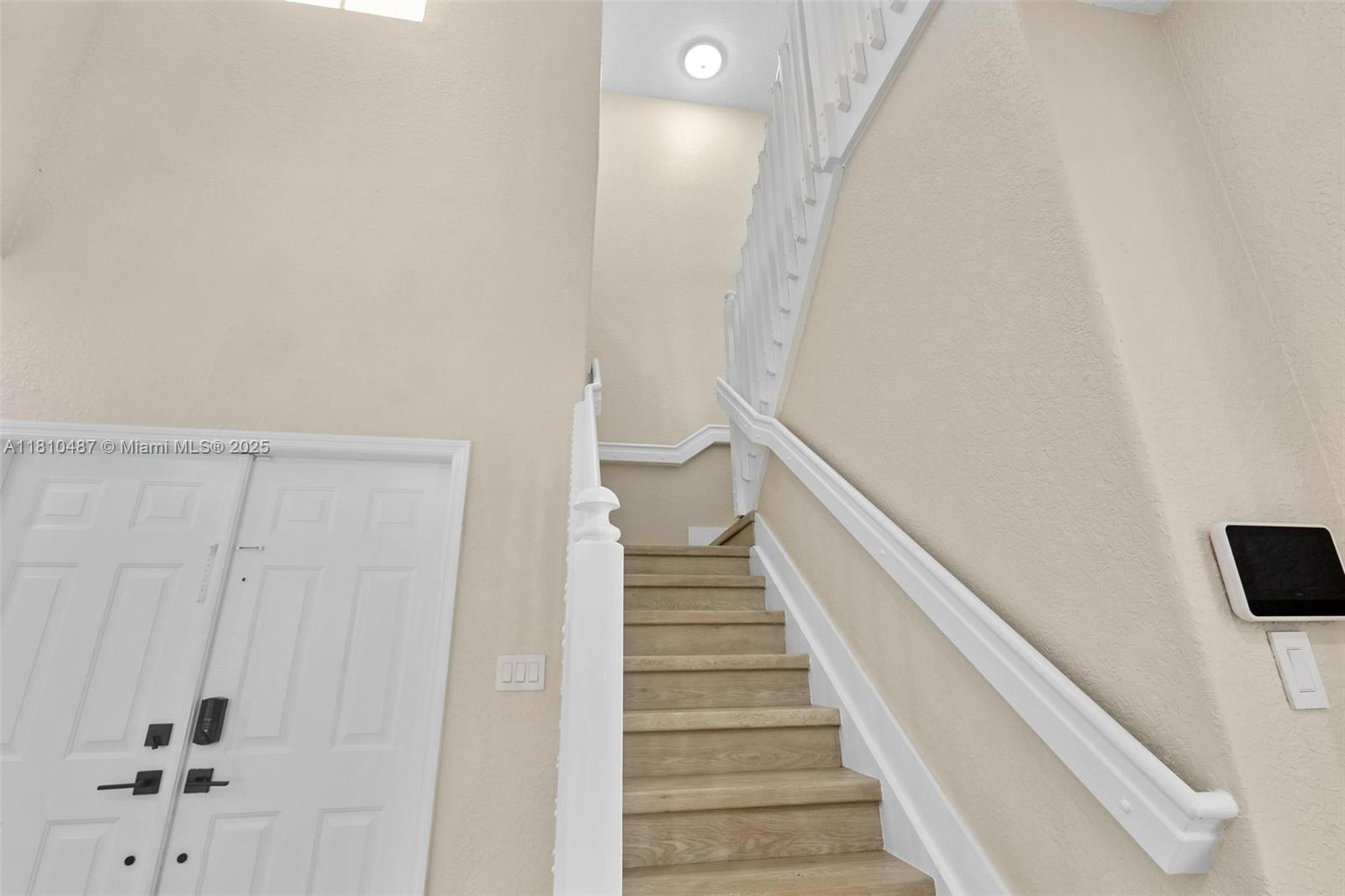RIVIERA TRACE - Residential