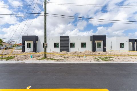 21919 SW 124 AVE Miami FL 33170