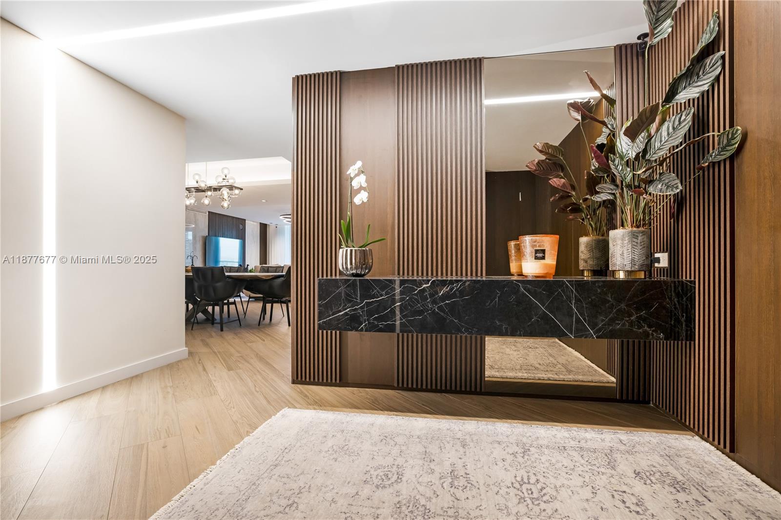 PARQUE TOWERS CONDO - Residential