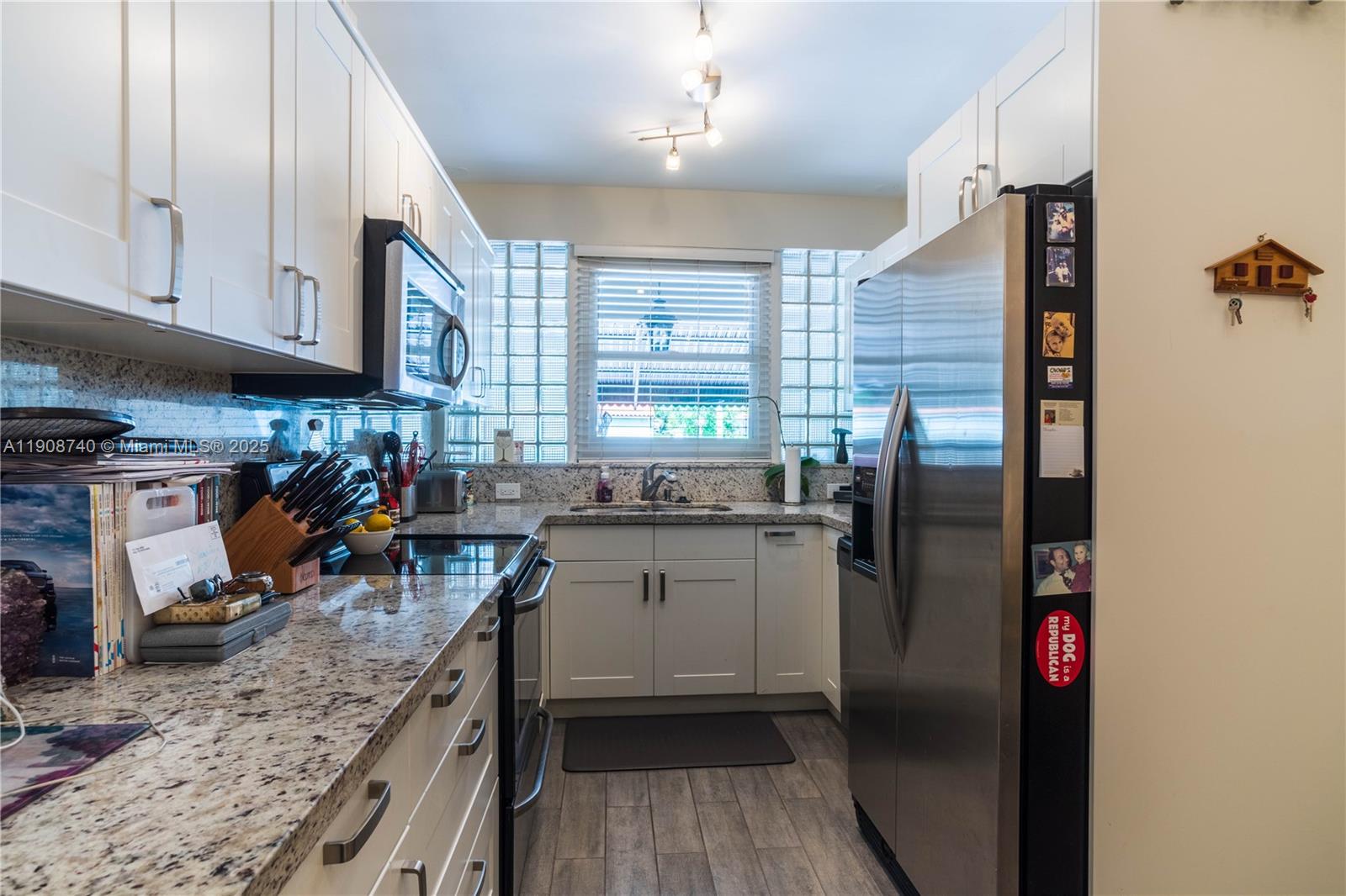 1921 SW 18th Ave 1921