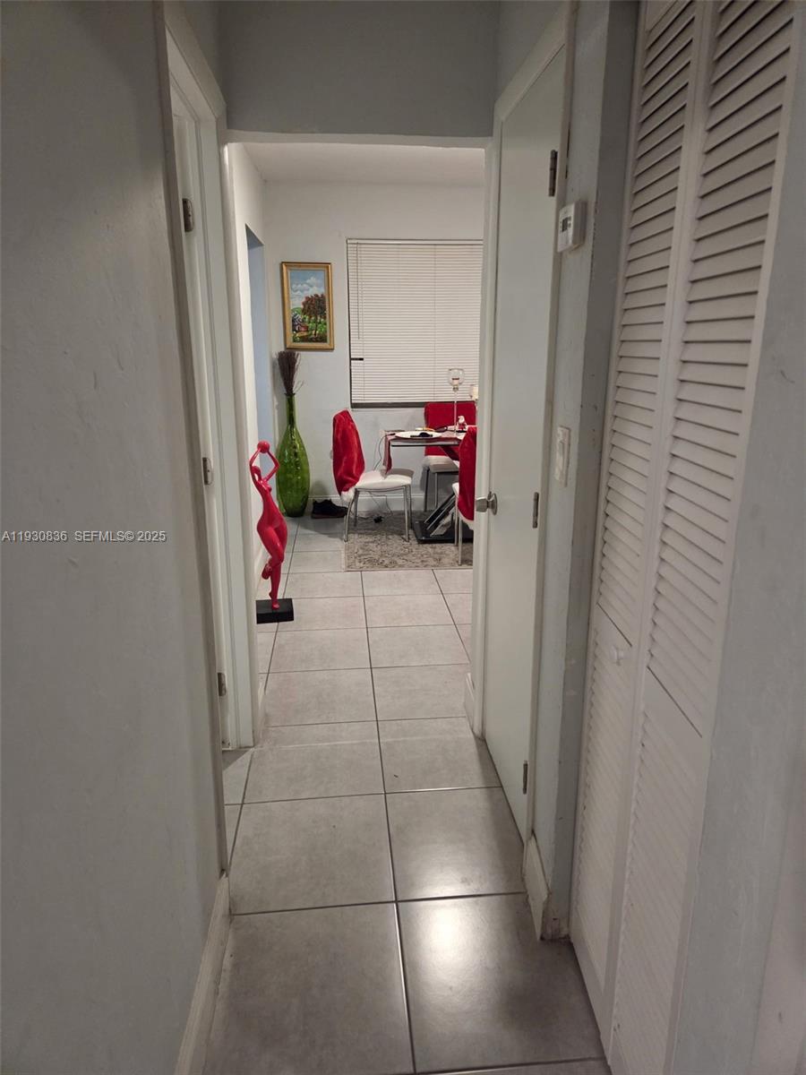 NORTH MIAMI ESTS - Residential Income