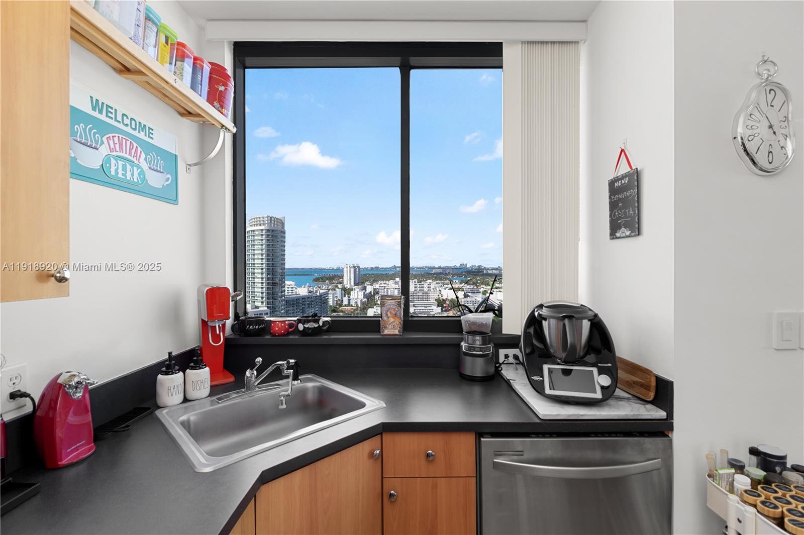 View photos, virtual tours, details... 1330 West Ave 2513