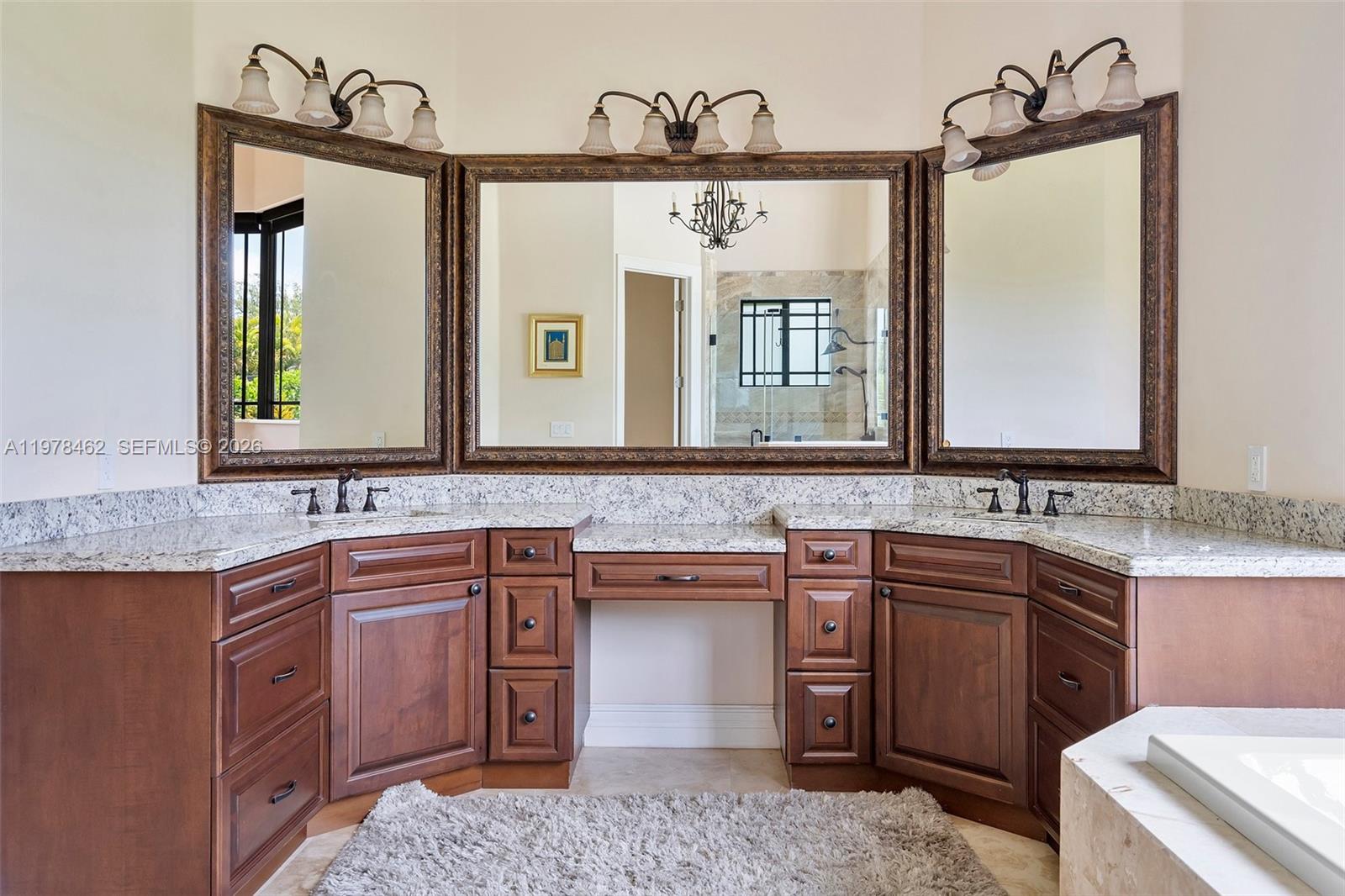 VALENCIA GROVES ESTATES - Residential