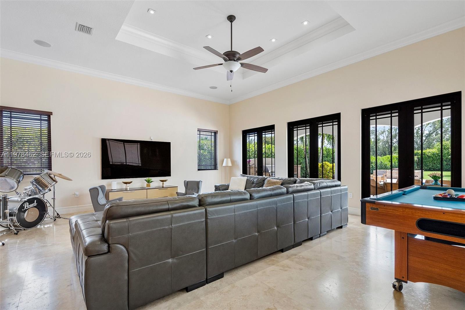 VALENCIA GROVES ESTATES - Residential