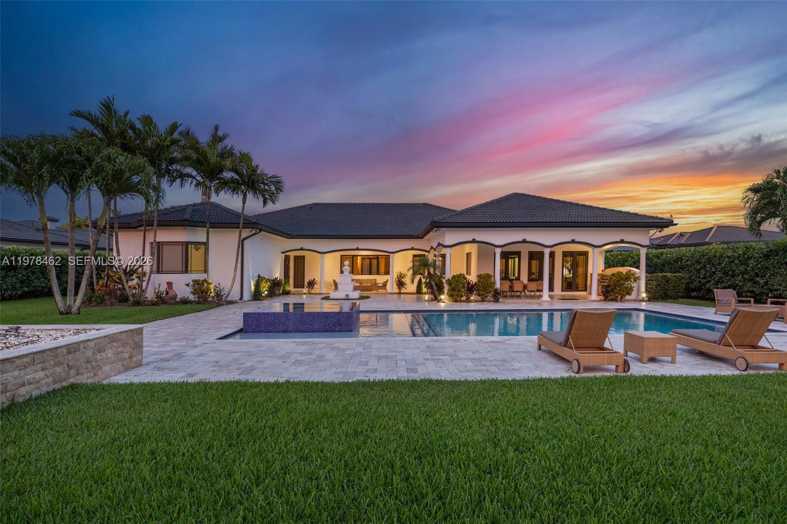 VALENCIA GROVES ESTATES - Residential