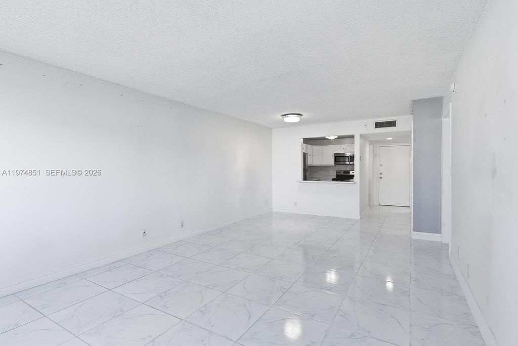 Photo of 140 Lakeview Dr #203, Weston, FL 33326 (MLS # A11974851)