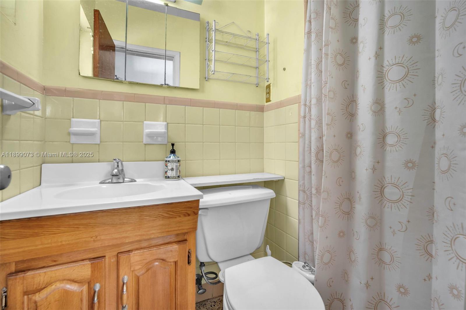 SO MIAMI HEIGHTS ADDN E - Residential