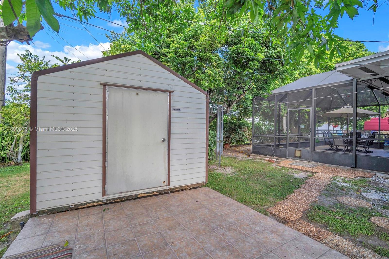 SO MIAMI HEIGHTS ADDN E - Residential