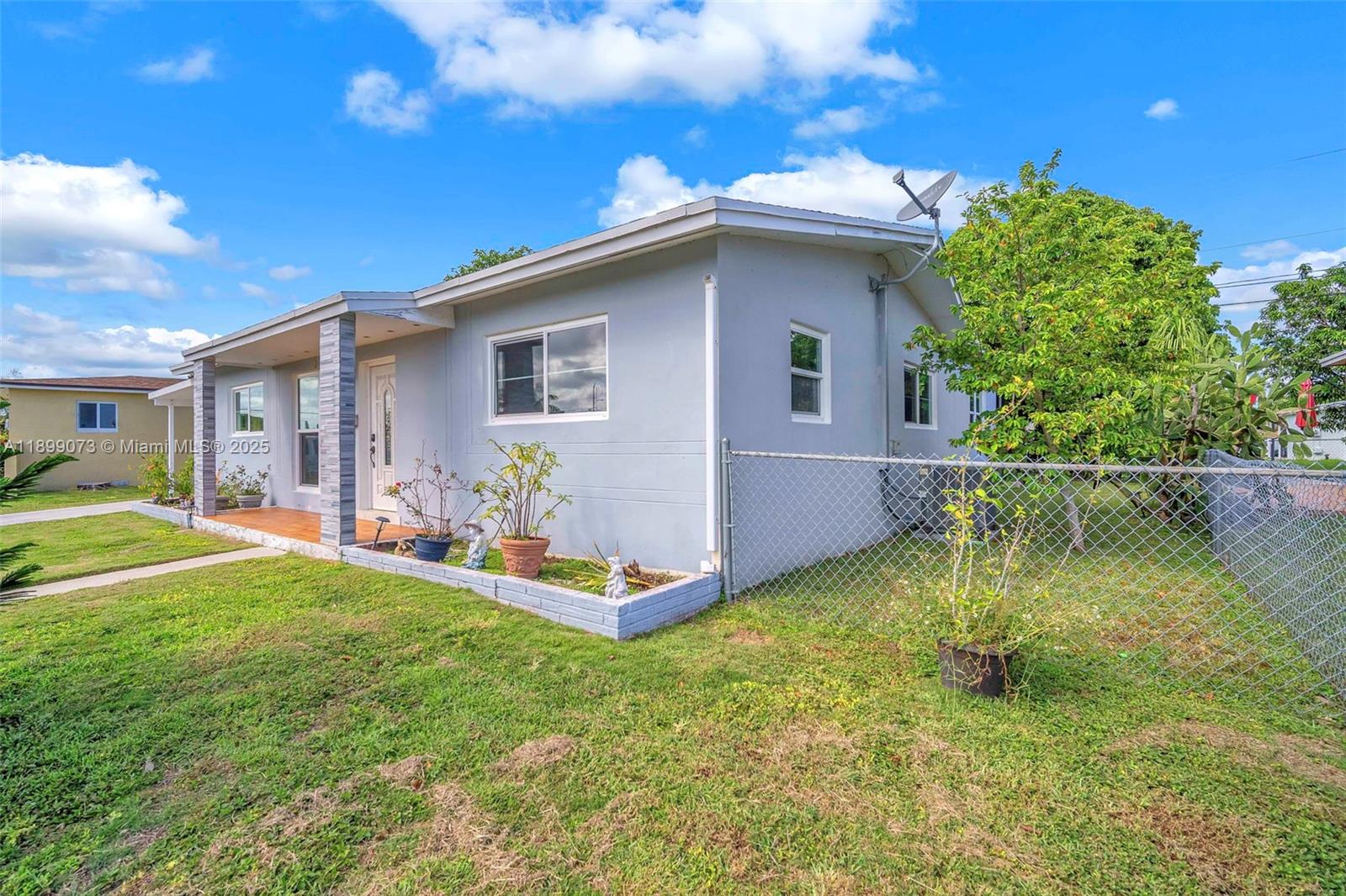 12371 SW 190th Ter, Miami, FL, 33177/$535,000 1 12371 SW 190th Ter
