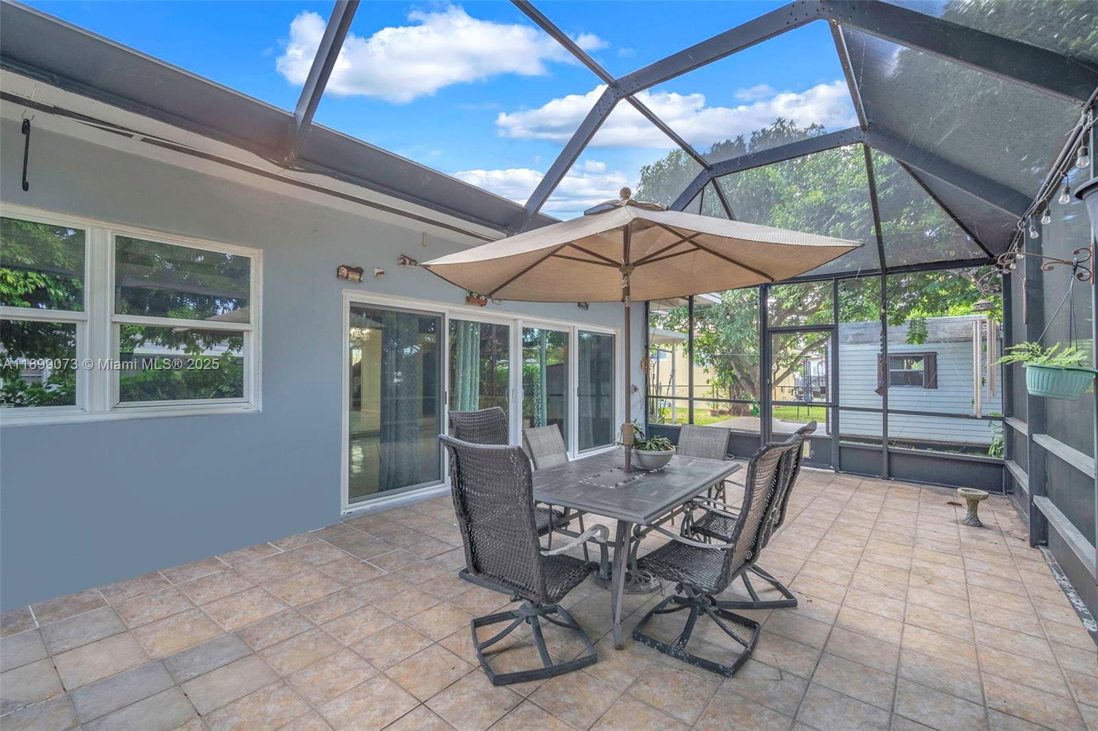 SO MIAMI HEIGHTS ADDN E - Residential