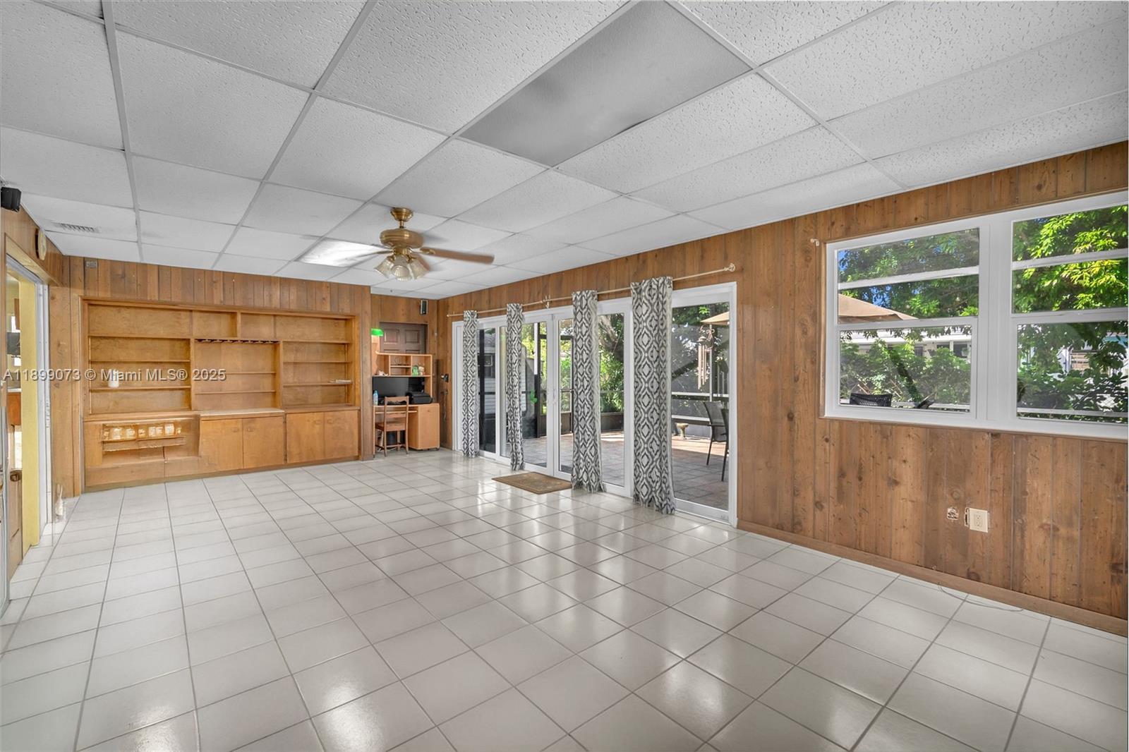 SO MIAMI HEIGHTS ADDN E - Residential