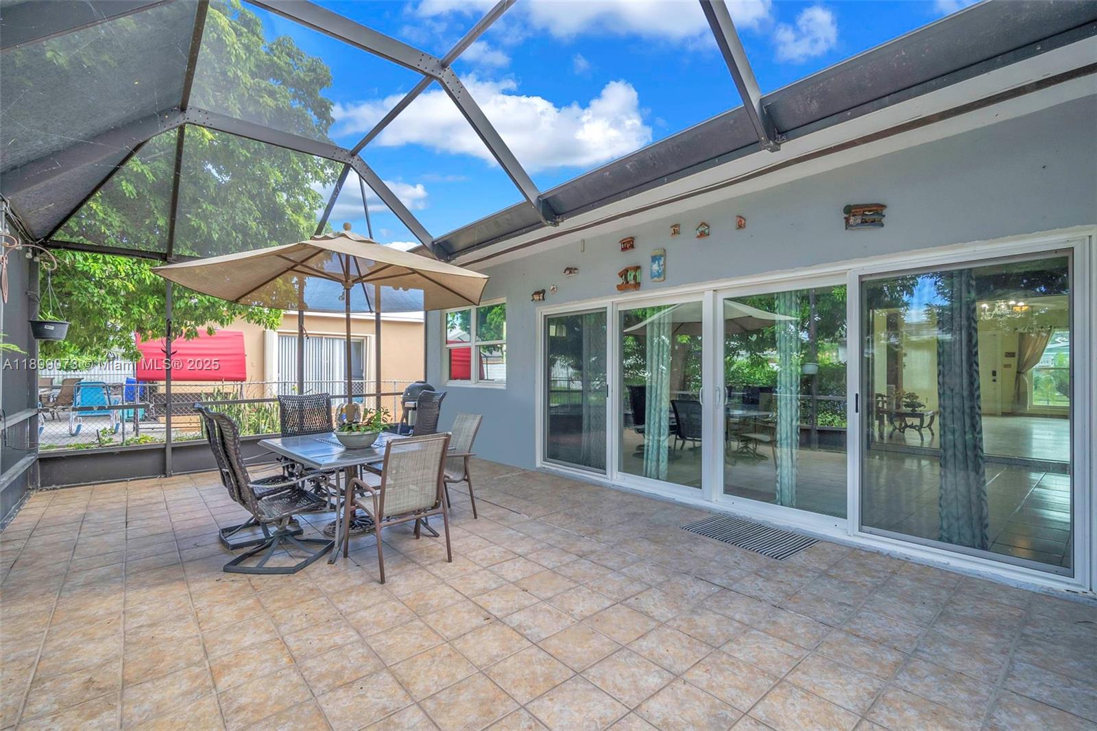 SO MIAMI HEIGHTS ADDN E - Residential