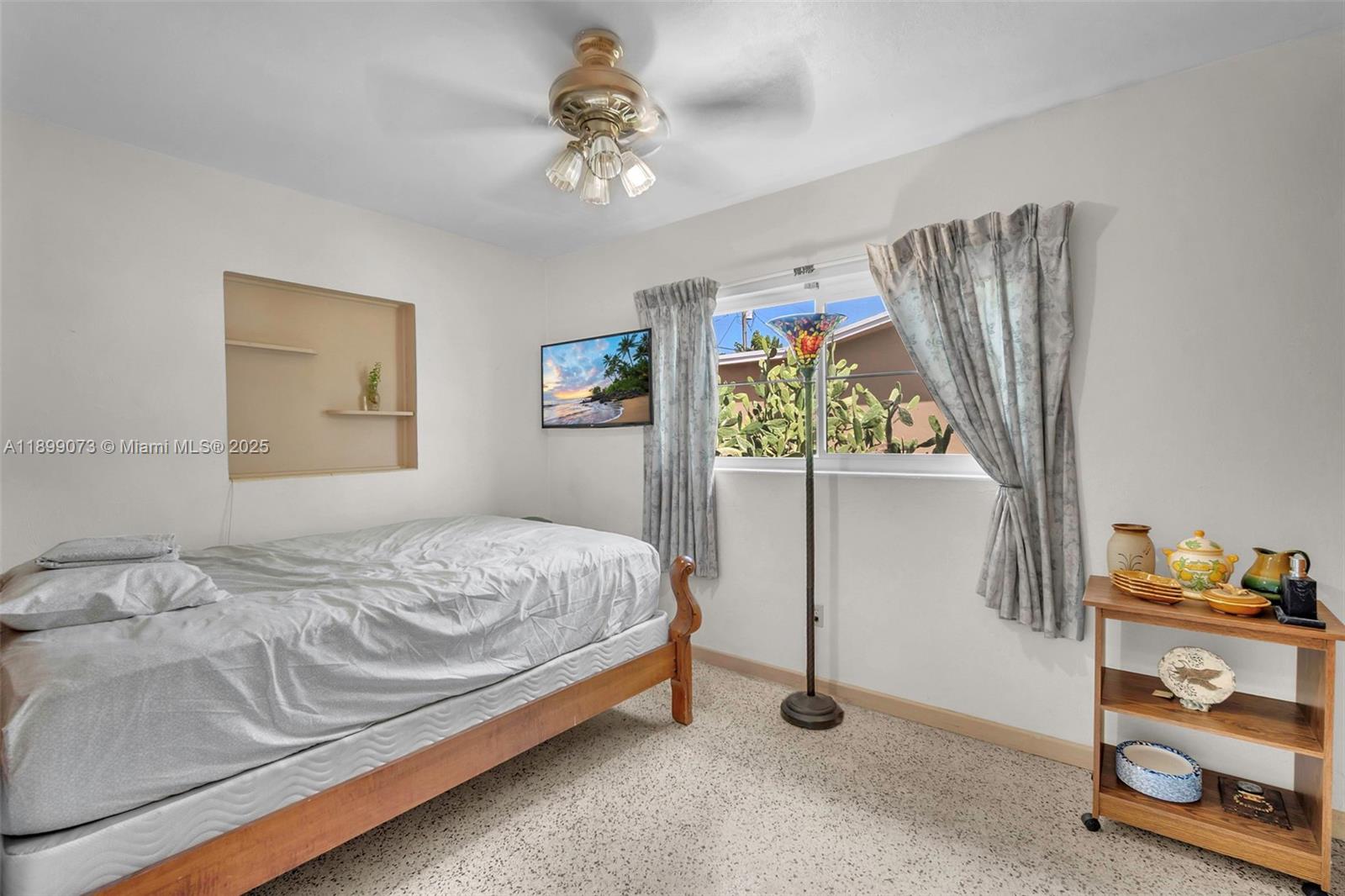 SO MIAMI HEIGHTS ADDN E - Residential