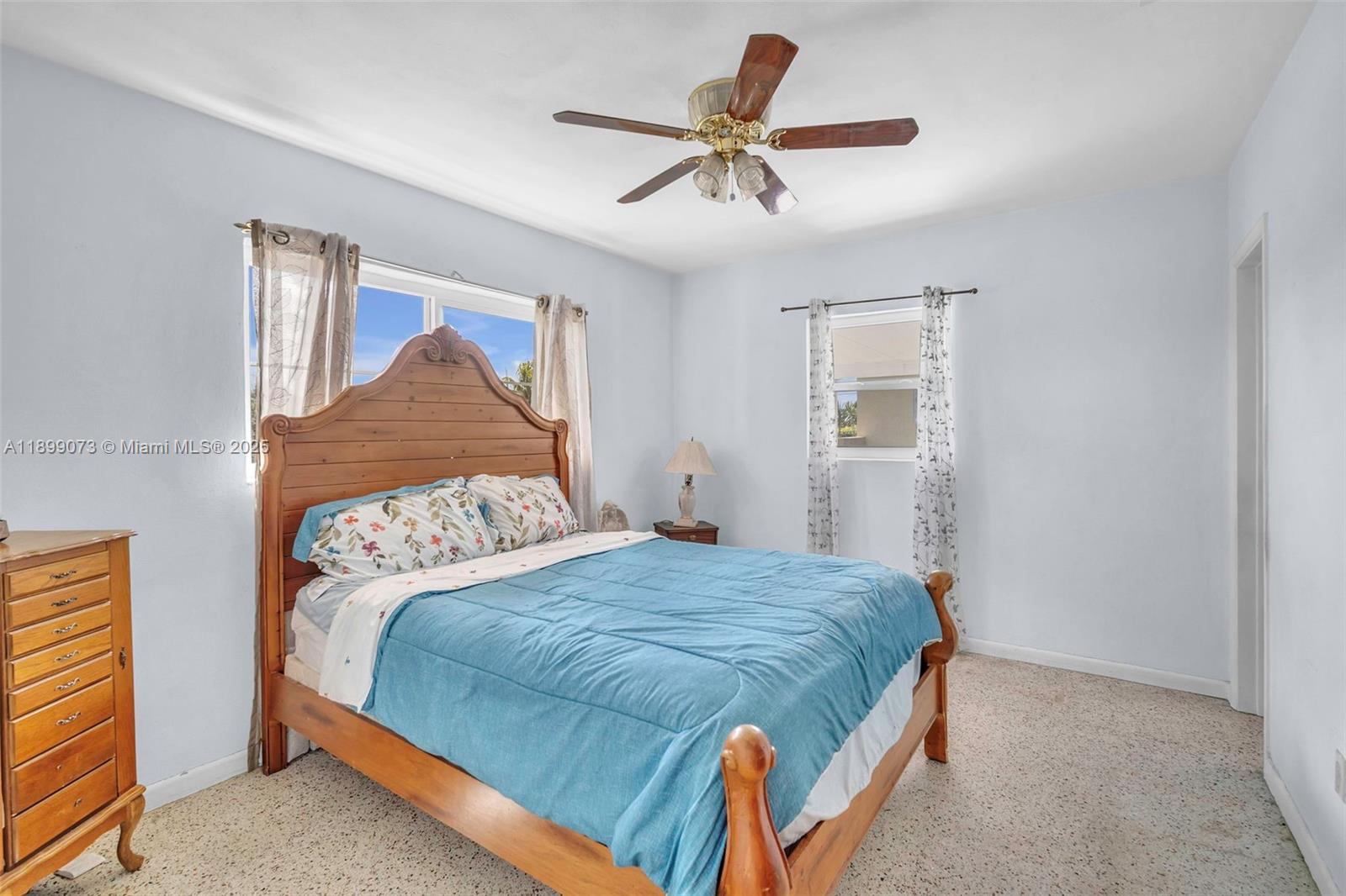 12371 SW 190th Ter, Miami, FL, 33177/$535,000 4 12371 SW 190th Ter