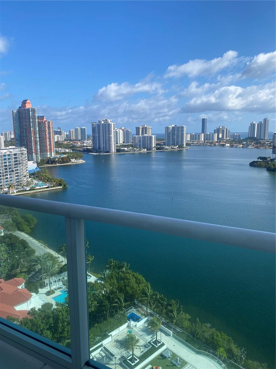 3301 NE 183 Street 2209