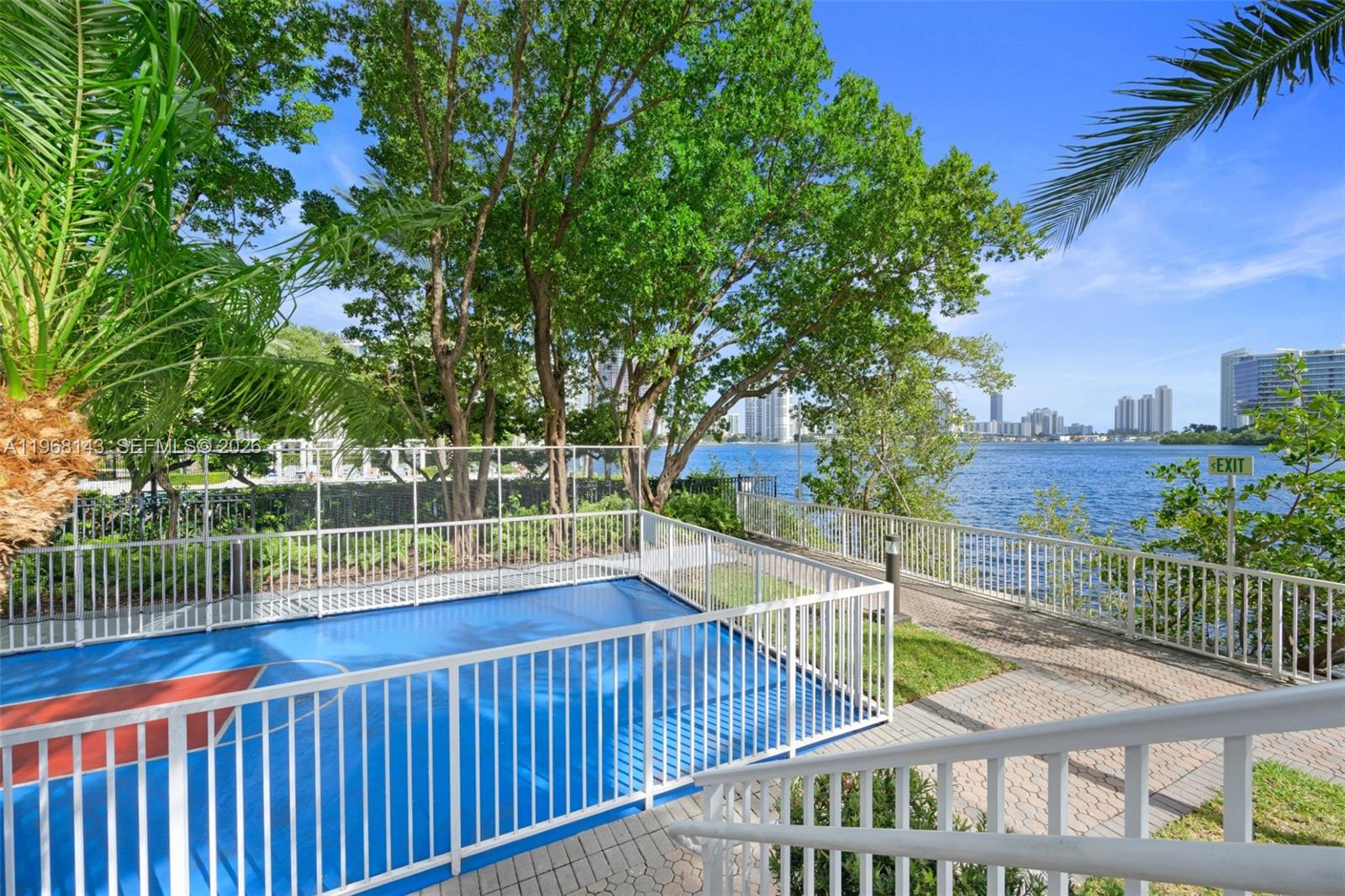 THE PENINSULA II CONDO - Residential