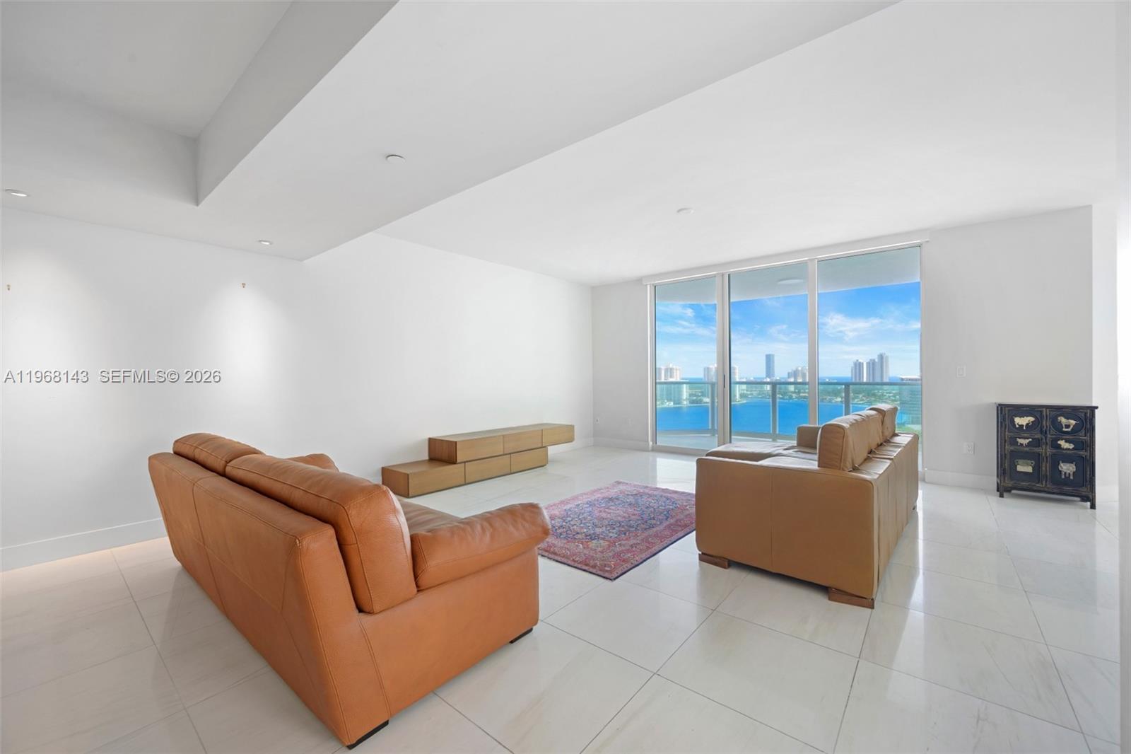 THE PENINSULA II CONDO - Residential