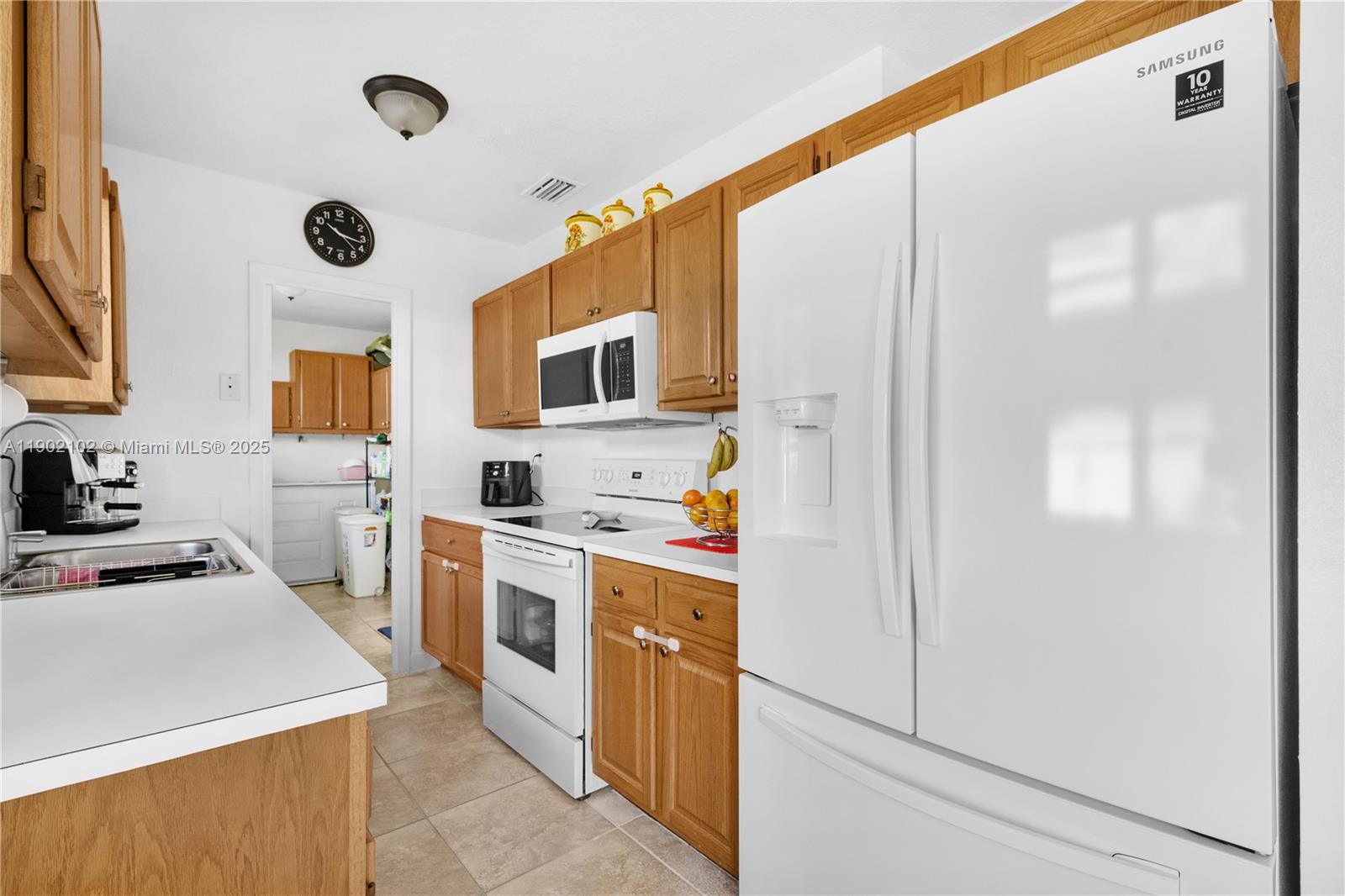 SO MIAMI HEIGHTS MANOR - Residential
