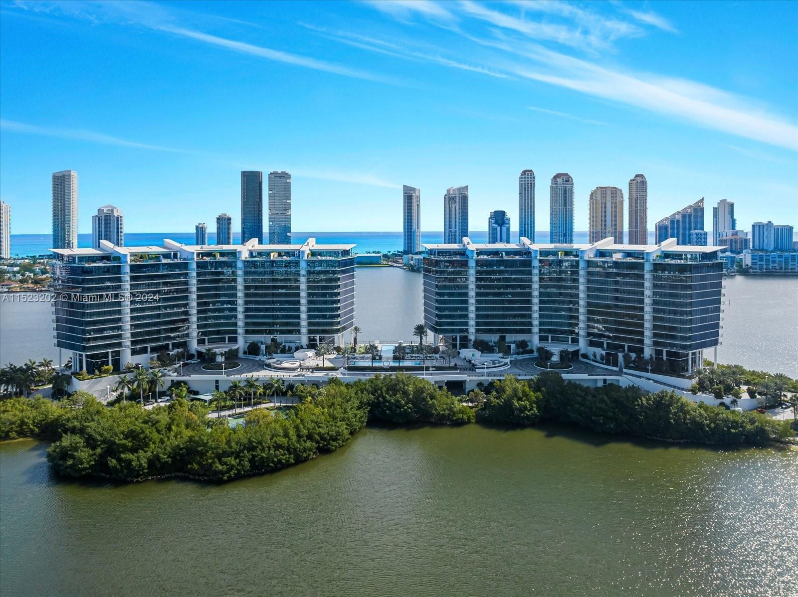 PRIVE CONDO - Residential