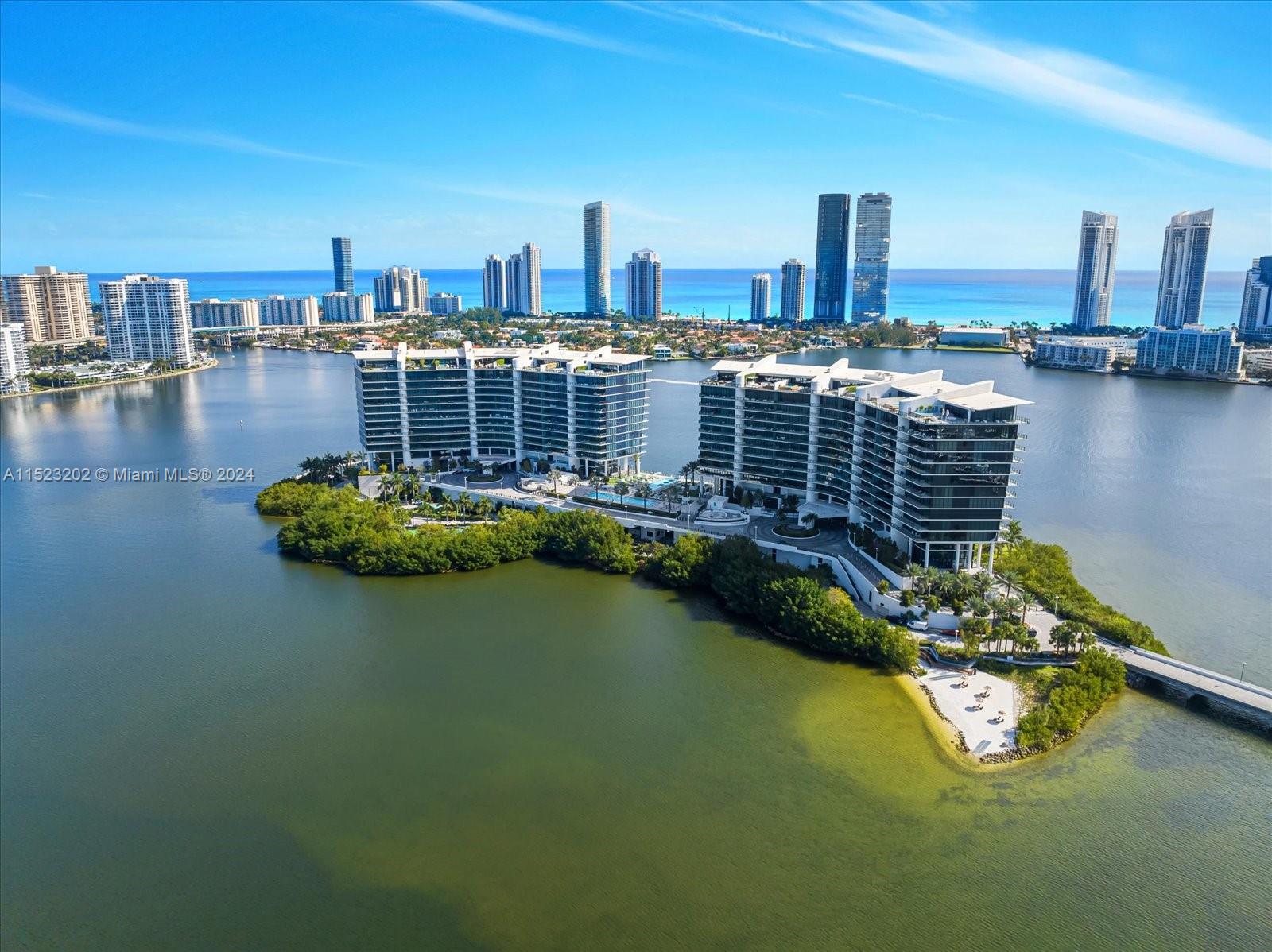 PRIVE CONDO - Residential