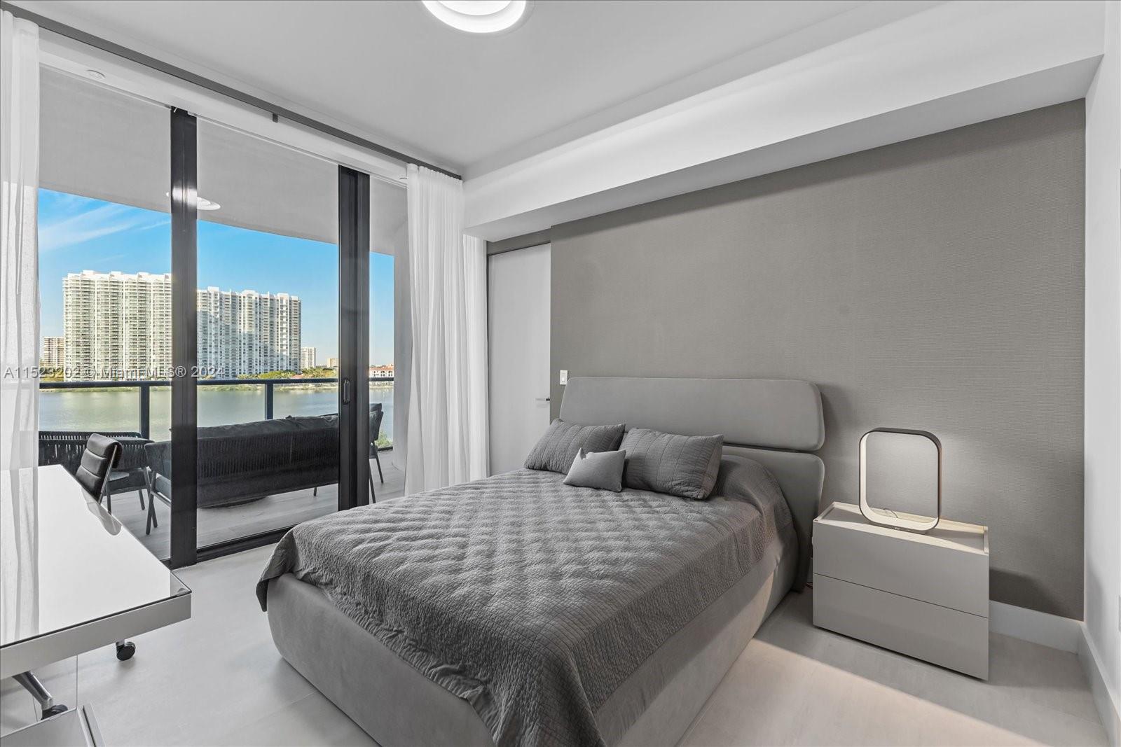 PRIVE CONDO - Residential