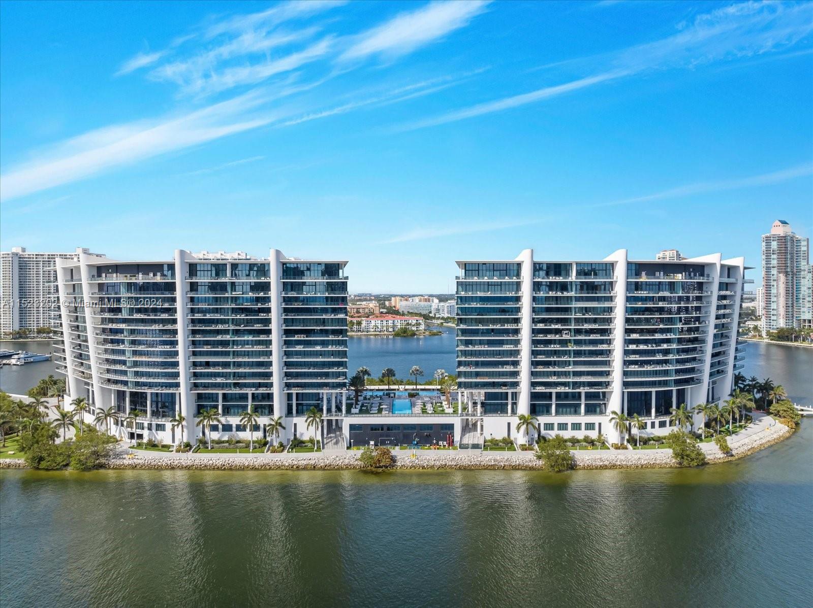 PRIVE CONDO - Residential