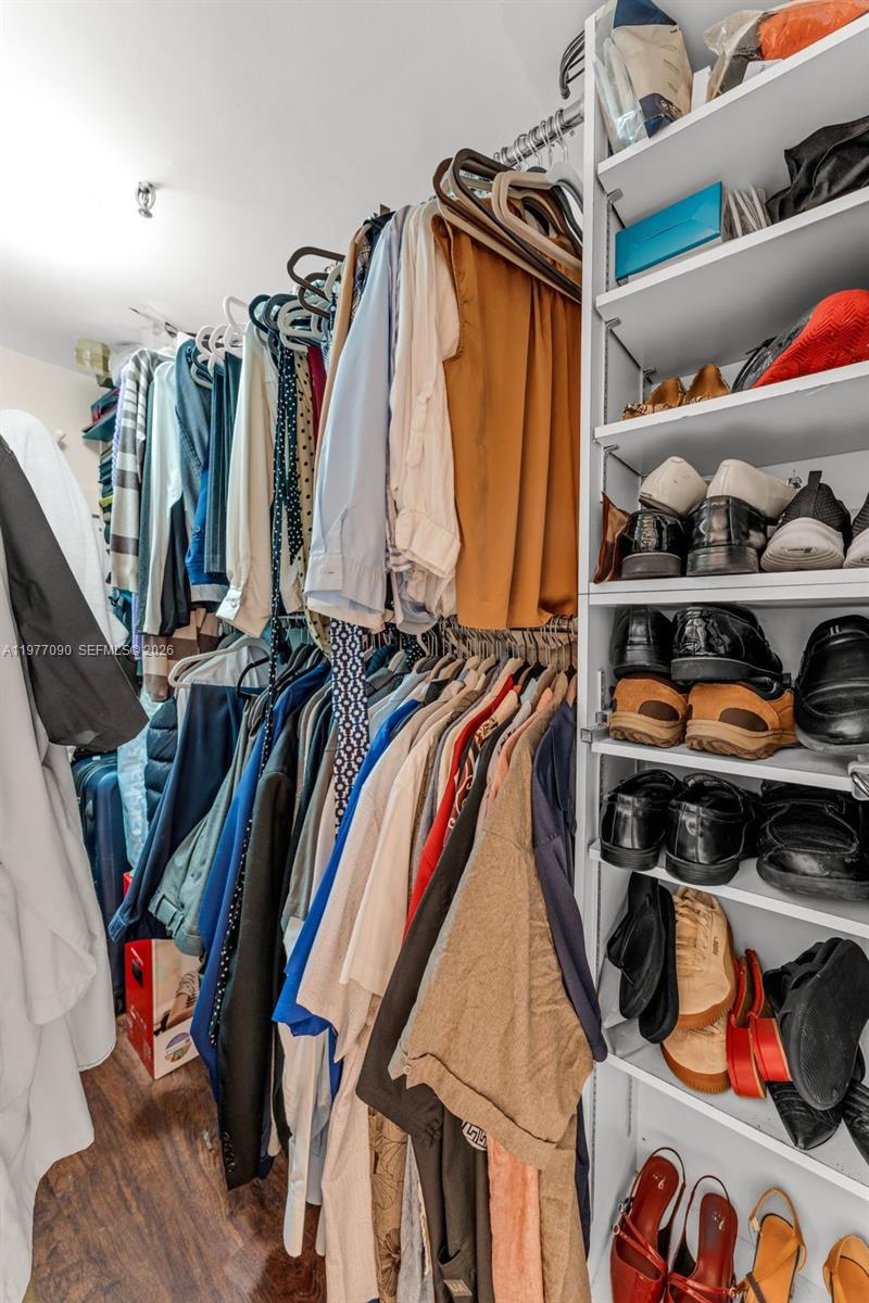 THE PRADO CONDO - Residential