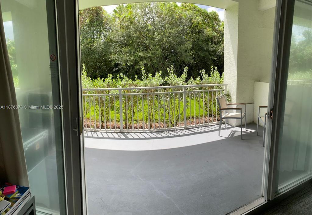 View photos, virtual tours, details... 5300 NW 87th Ave 703