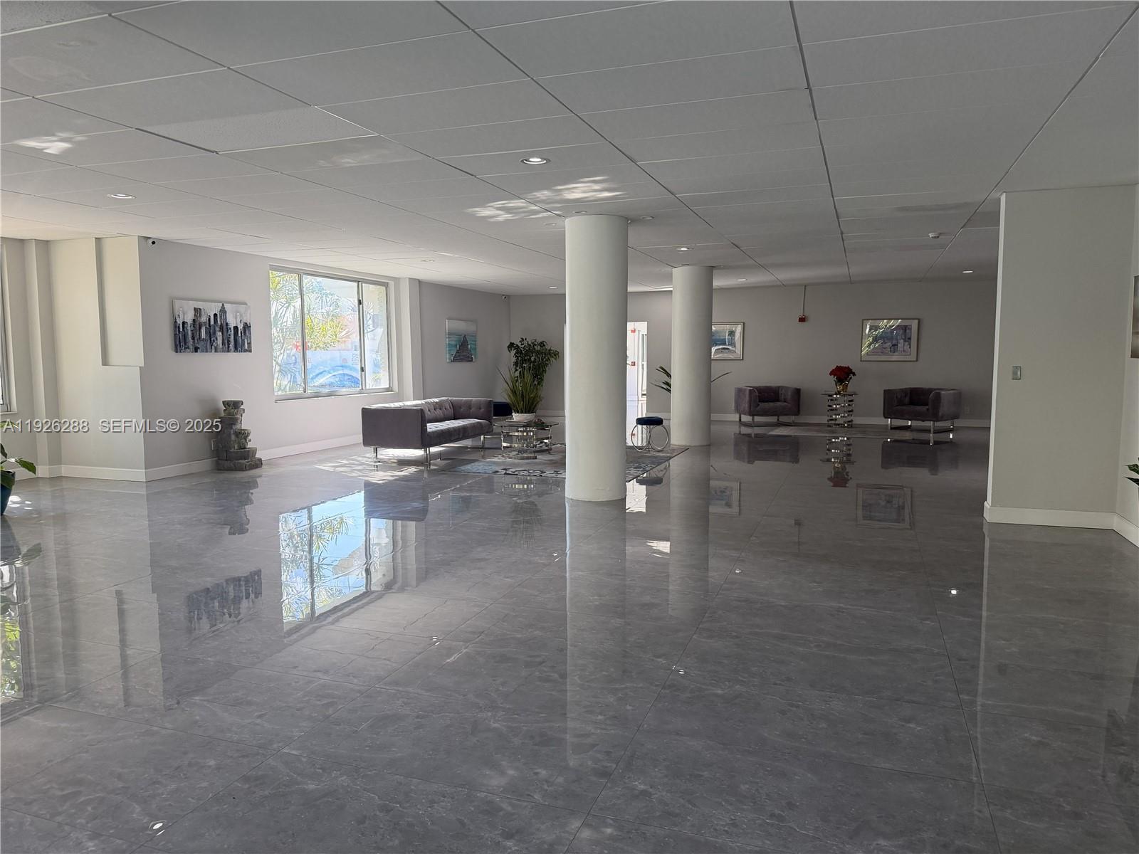 SUMMIT CONDO - Residential Lease