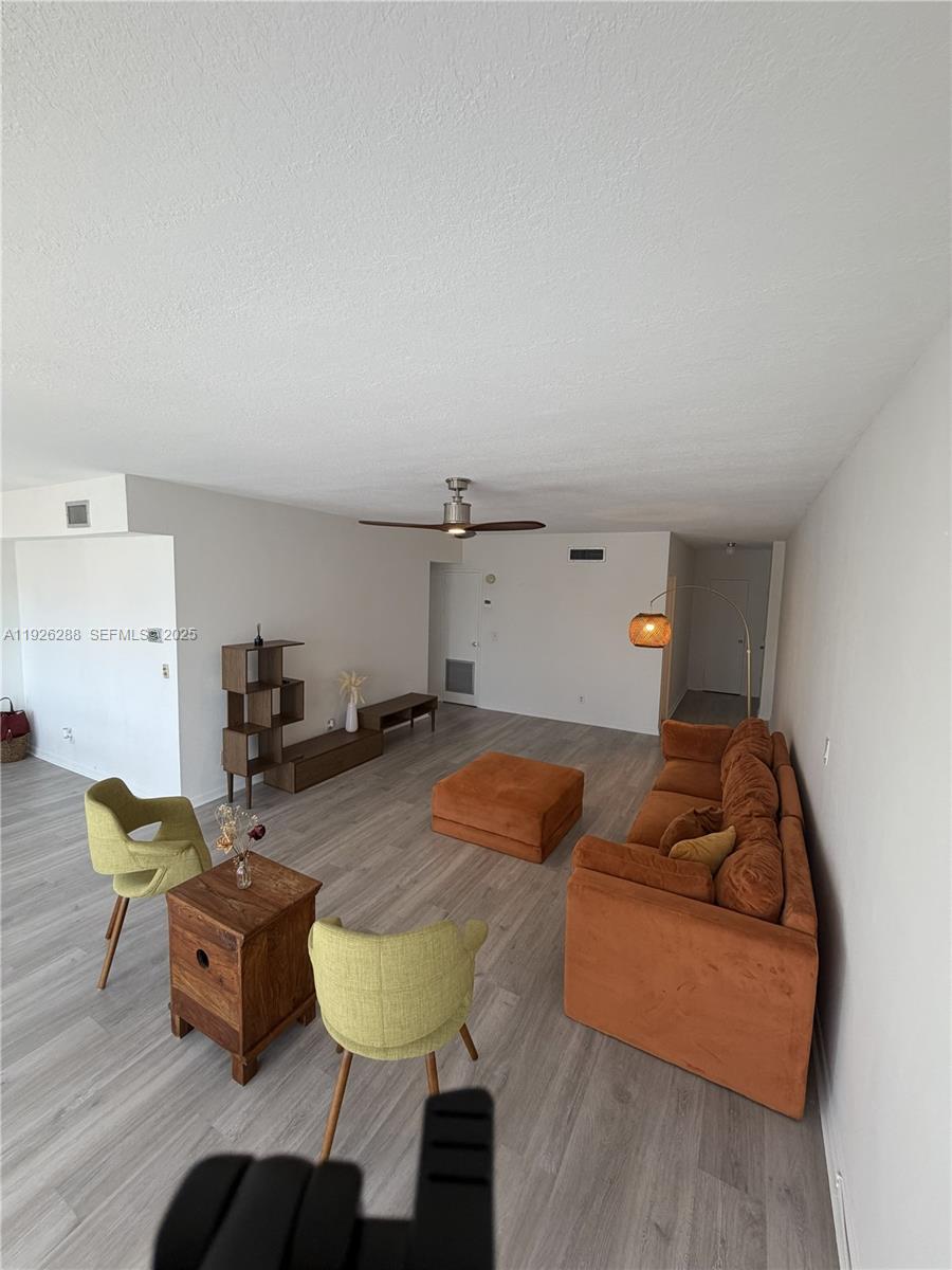 SUMMIT CONDO - Residential Lease