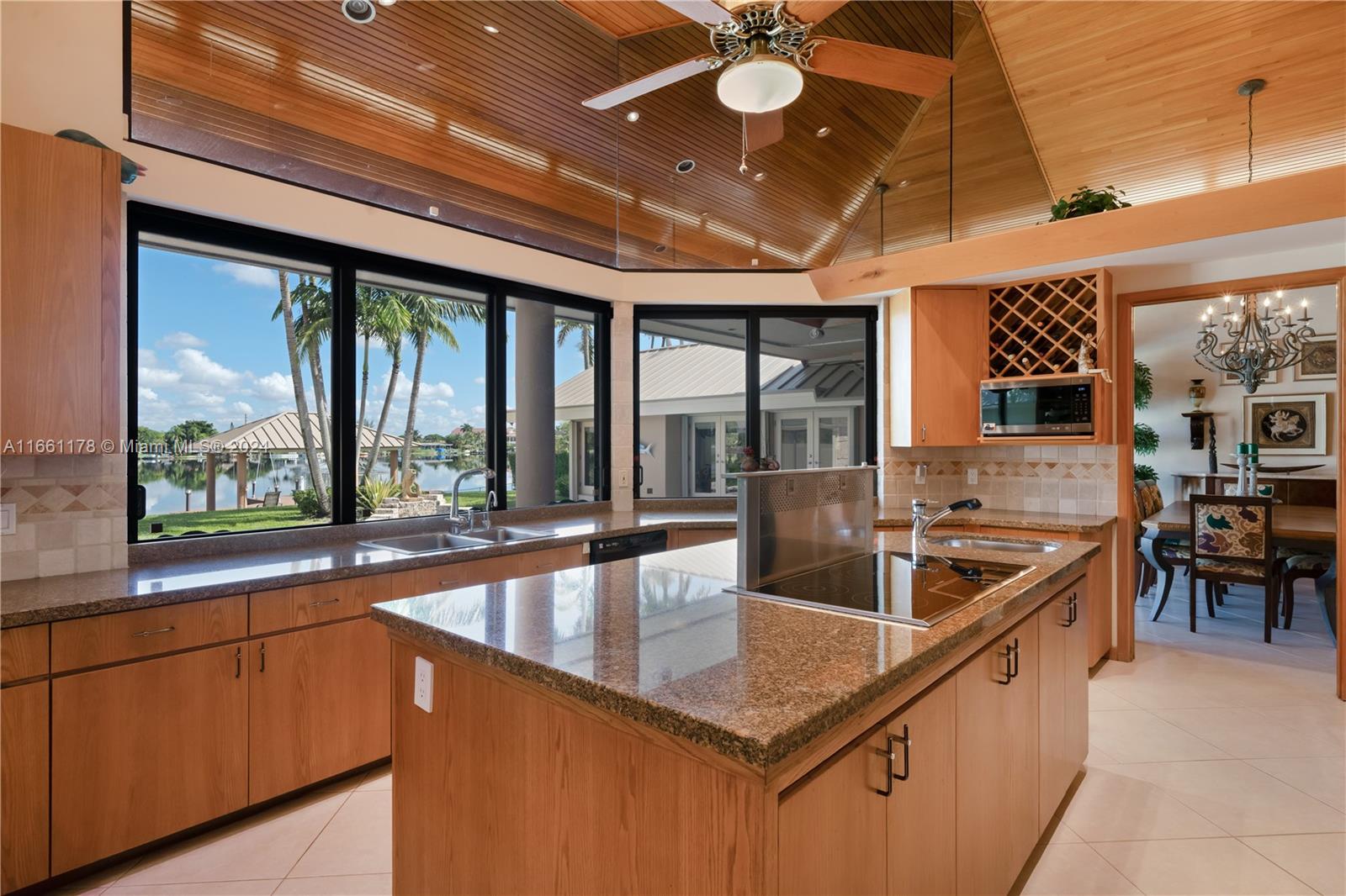 LAKESHORE SEC 3 - Residential