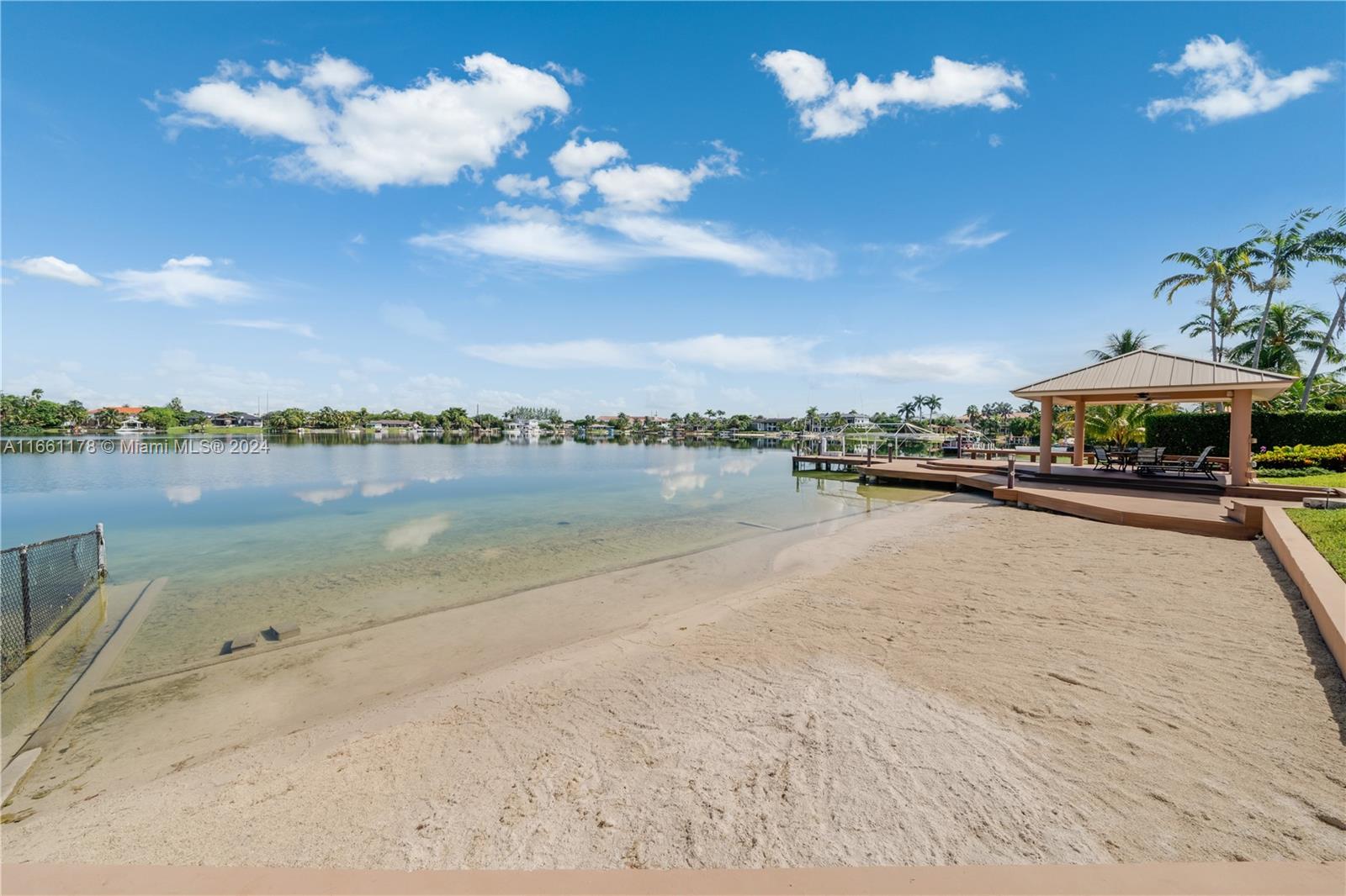 LAKESHORE SEC 3 - Residential