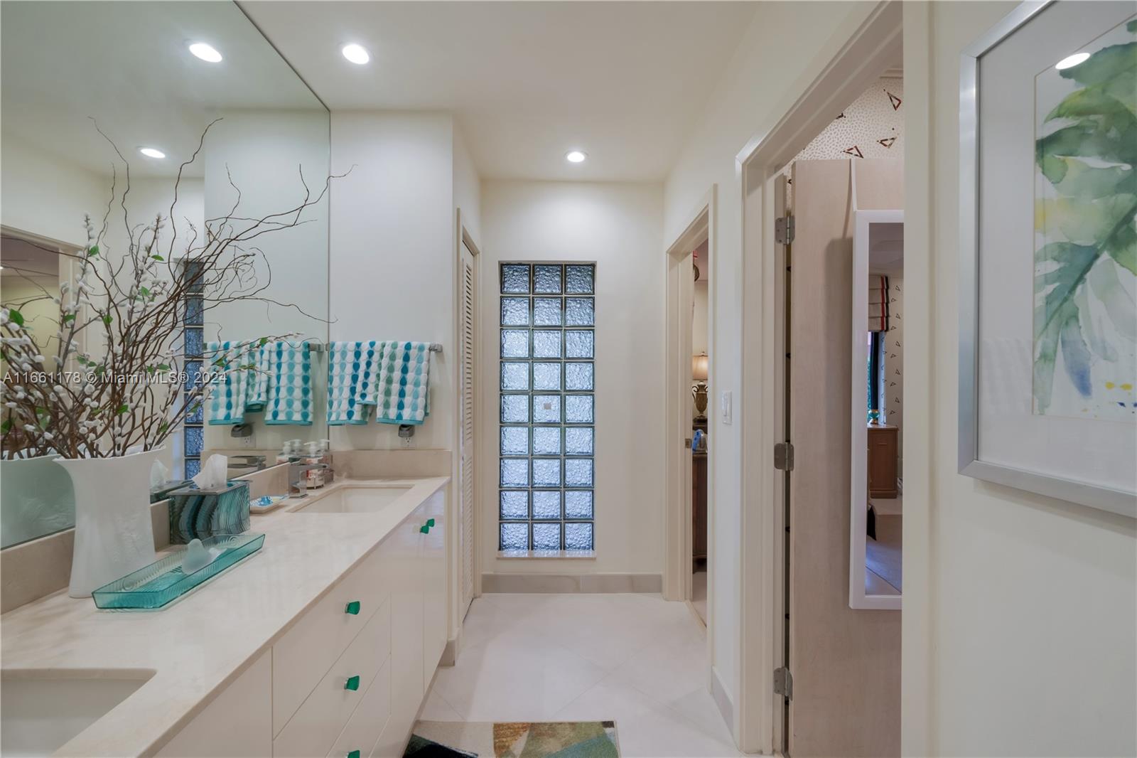 LAKESHORE SEC 3 - Residential