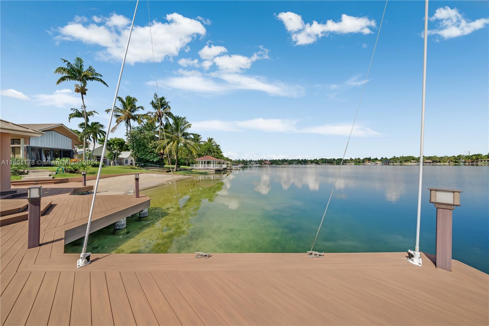 LAKESHORE SEC 3 - Residential