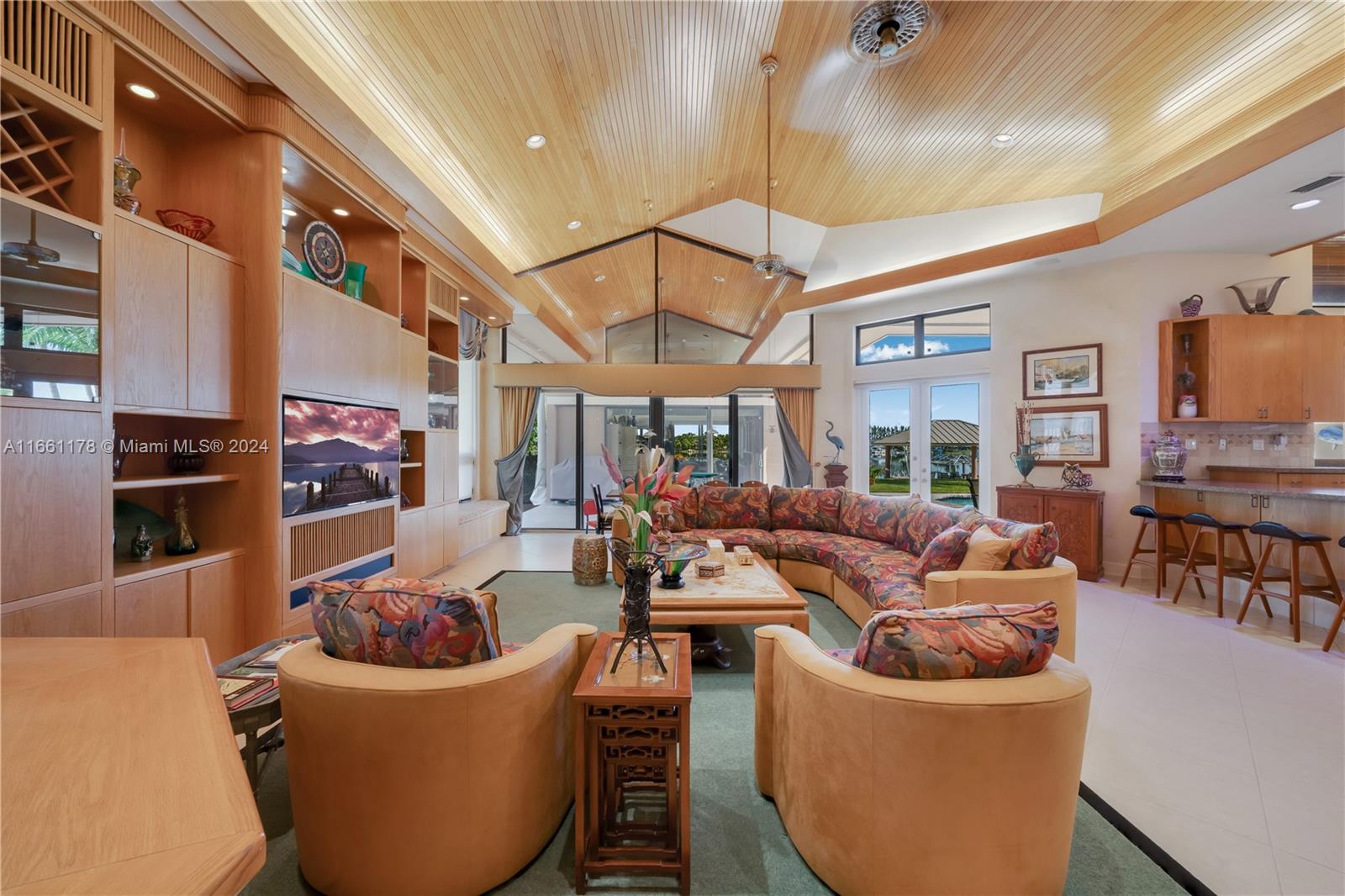 LAKESHORE SEC 3 - Residential