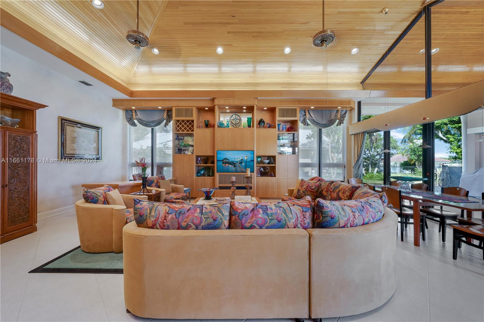 LAKESHORE SEC 3 - Residential